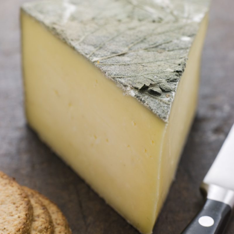 Crumbs-&-Toppings-Cornish-Cheese-Image